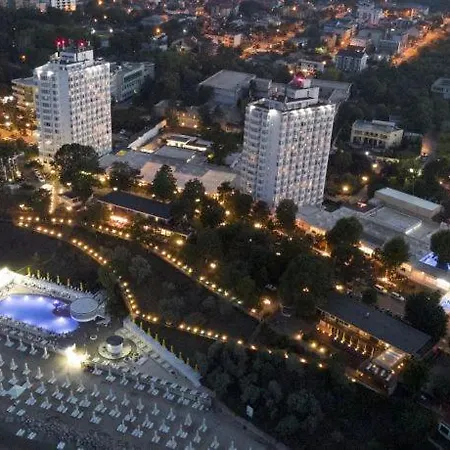 Complex Hotelier Steaua De Mare - Meduza מלון אפורי נורד